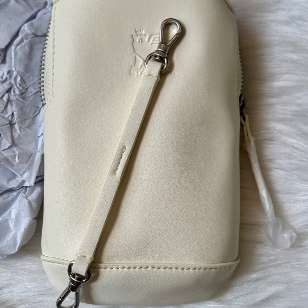 The Stanley Cross Bottle Max Phone Keys Wallet Case Cream - Picture 13 of 16